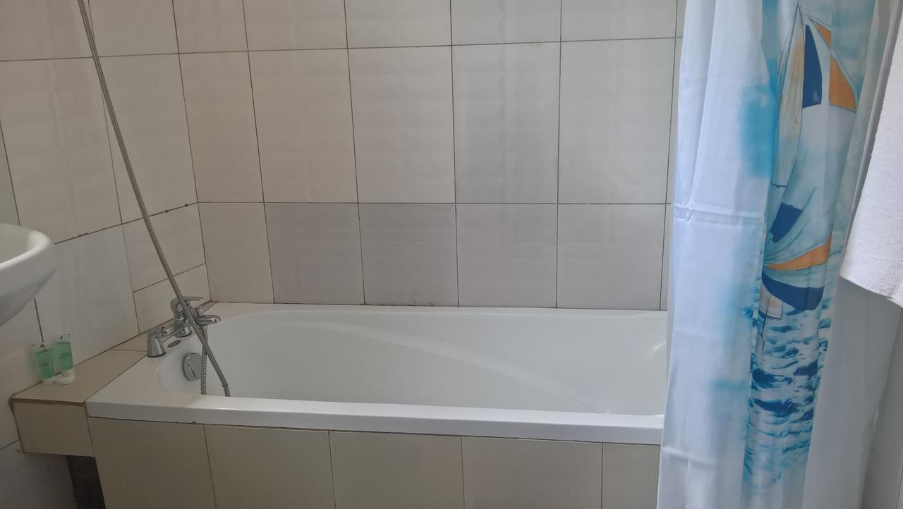 Namirembe Guesthouse Kampala Eksteriør bilde