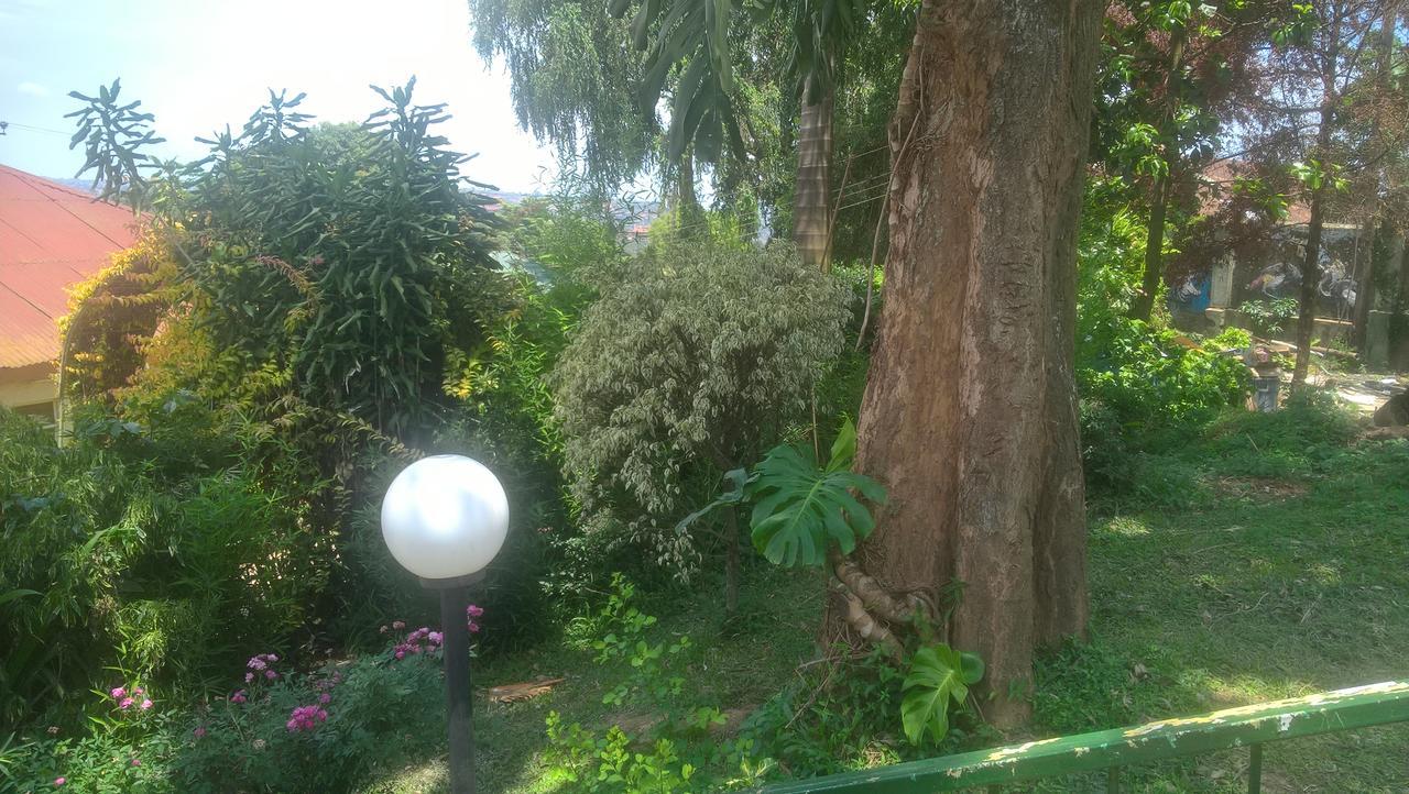Namirembe Guesthouse Kampala Eksteriør bilde